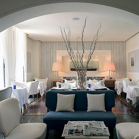 Helvetia Hotel 4*