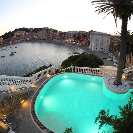 赫尔维蒂亚酒店 东塞斯特里