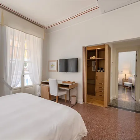 Helvetia Hotel 4*