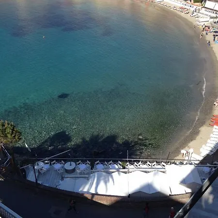 赫尔维蒂亚酒店