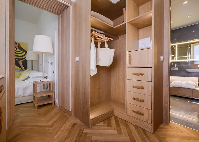 Helvetia 4*